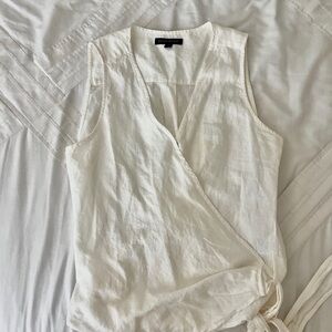 Banana Republic linen/cotton white Sleeveless side tie Wrap Blouse medium tall